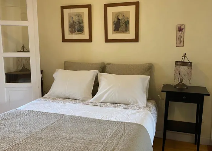 Pasteleiro House Apartment *